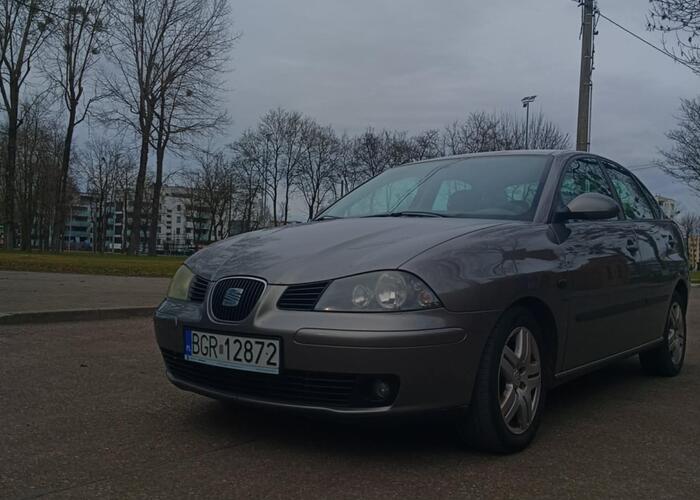 Grajewo ogłoszenia: Sprzedam Seata Cordobe z 2005 roku z niezawodnym i oszczędnym...